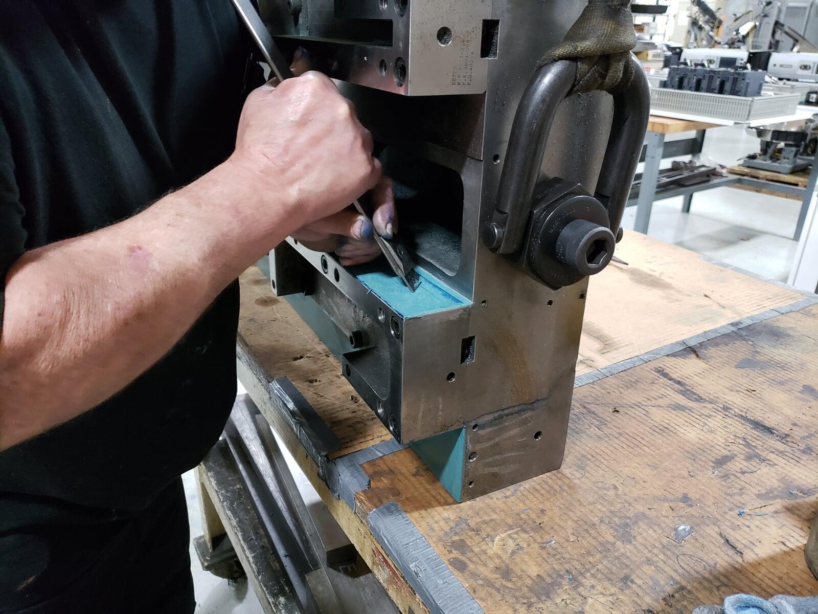 Hand Scraping Guideways